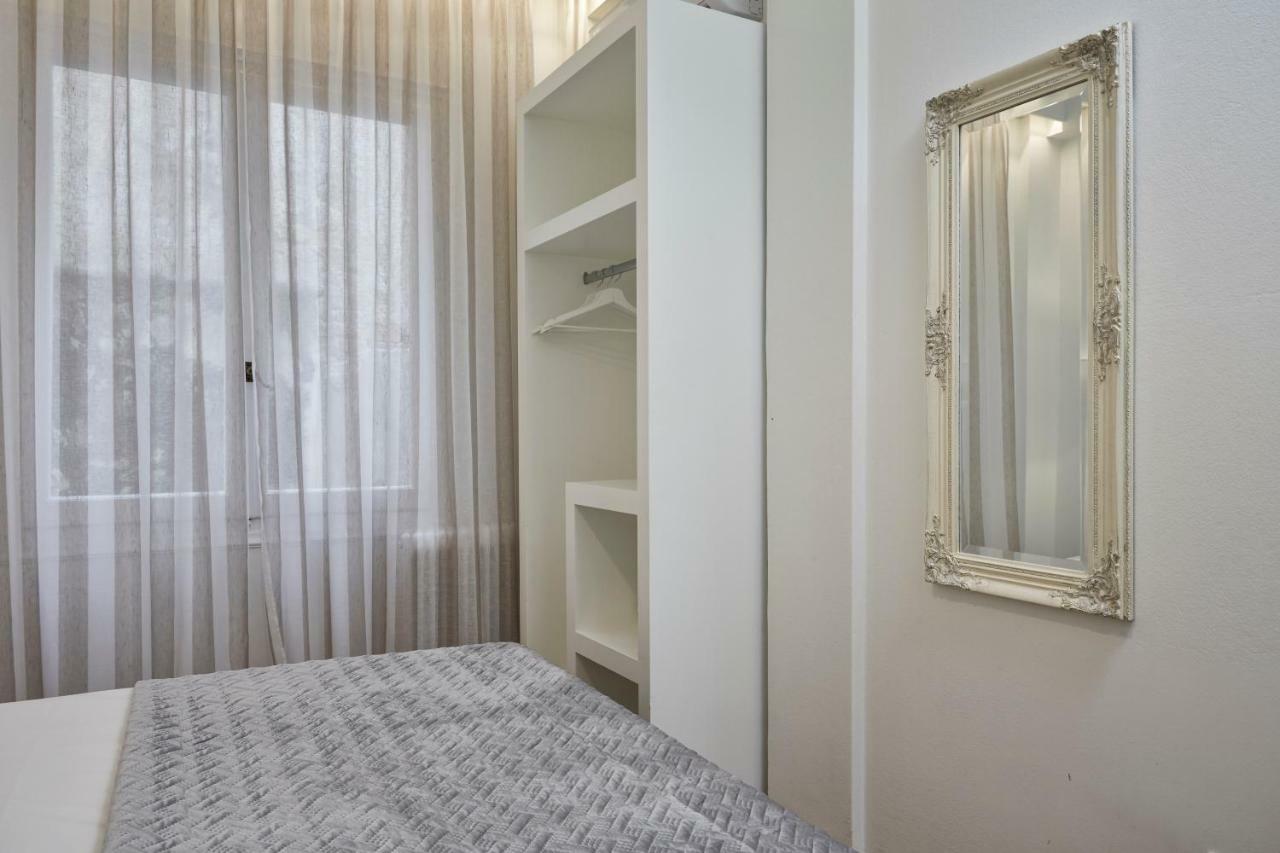 Cozy And Bright 2Bd Apartment In Kolonaki Athens Exterior photo